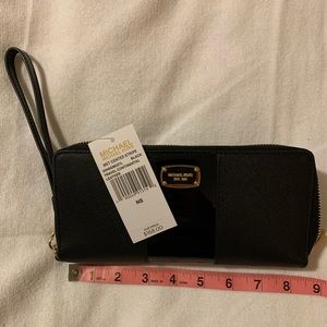 Michael Kors Wallet Long Wristlet, Black and Patent